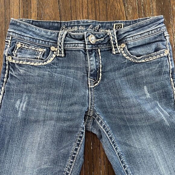 Grace in LA Embellished Capri Jeans – Size 27 - Picture 4 of 13
